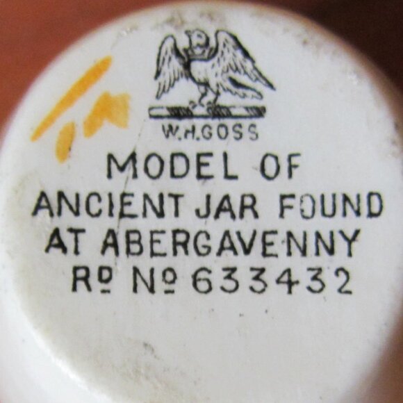 W.H. Goss crested heraldry china vintage Christ Church (GC075 Grace) - Picture 6 of 6